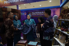 Ketua Dekranasda OKUS Ikuti Rakon Pameran Produk Unggulan di Sumsel