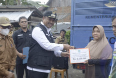 Bupati OKU Selatan Tinjau Lokasi Kebakaran Pasar Muaradua