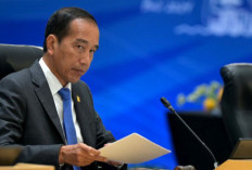 Jokowi Berpotensi Diperiksa Terkait Kasus Korupsi Chromebook Nadiem Makarim