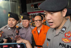 Baru Juga Ditangkap, Wamenaker Langsung Minta Amnesti ke Presiden Prabowo