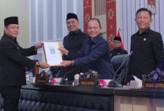 DPRD dan Bupati OKU Selatan Tandatangani Persetujuan Bersama Raperda APBDP
