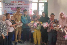 Desa Pedagan Bagikan Makanan Tambahan untuk Cegah Stunting