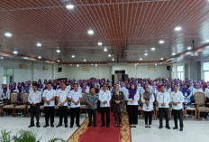 Tingkatkan Peran Ketua Pembina, Dinas PMD OKUS Sosialisasikan Transformasi Enam Standar Pelayanan Posyandu