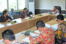Asisten I Pimpin Rapat Penyusunan Perda OKU Selatan