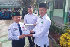 Program Tahfidz MTsN 1 OKUS Beri Reward ke Siswa Penghafal Alquran