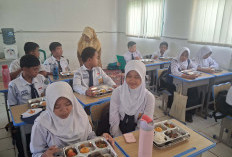 Program Makan Bergisi Gratis Tahap Awal Sasar 4 Sekolah di Muaradua