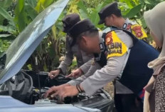 Polsek Buay Pemaca Bantu Kendaraan Mogok Warga Lewat Layanan 110