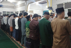Warga Muhammadiyah Palembang Laksanakan Salat Tarawih Perdana