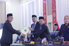 DPRD OKU Selatan Gelar Rapat Paripurna, Tujuh Fraksi Sampaikan Pandangan Umum Raperda Perubahan APBD 2025