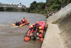 Tragis! Balita 1,5 Tahun Hanyut di Sungai Komering, Ditemukan Tak Bernyawa Setelah Pencarian Intensif