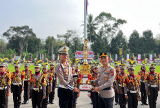 Prestasi Pocil OKU Selatan Diapresiasi, Kapolres Serahkan Penghargaan di Halaman Mapolres