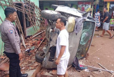 Minibus Terjun ke Tebing, Timpa Rumah di Bogor, Satu Korban Tewas