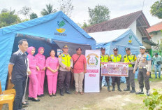 Polsek Muaradua Bantu Korban Banjir di Pelangki