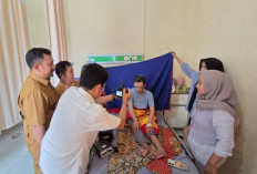 Berobat Terkendala Administrasi, Kelurahan Pasar Muaradua Jemput Bola Rekam KTP Warga di RSUD