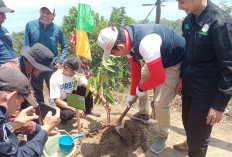 Atlas Ajak Warga OKU Selatan Jaga Kelestarian Hutan