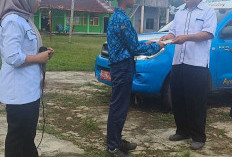 Siswa SD Disambangi Mobil Penuh Buku, Program Literasi di OKU Selatan Terus Berlanjut