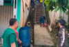 Warga Kampung Kepayang Gotong Royong Rehab Tangga Akses Utama Masyarakat