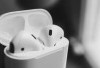iOS 26 Bawa Fitur Canggih untuk AirPods: Kendalikan Kamera iPhone dari Jarak Jauh