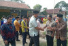 Bupati dan Wabup OKUS Sambangi Warga Desa Tanjung Jaya Dalam Acara Ruetan Desa