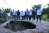 Bupati Abusama Sidak Jalan Rusak Pajar Bulan, Warga Tunggu Aksi Nyata