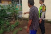 Personel Polsek BSA Ajak Warga Manfaatkan Pekarangan Tanam Sayur
