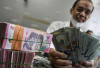 Rupiah melemah seiring pelemahan cadangan devisa Indonesia