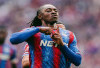 Crystal Palace Tak Akan Halangi Kepergian Eze Musim Panas Ini