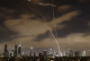 Iran Tembakkan 440 Rudal, Sistem Pertahanan Israel Nyaris Ambruk