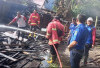 Dipicu Pembakaran Sampah, Damkar OKU Selatan Berhasil Padamkan Kebakaran Sebelum Api Menjalar ke Permukiman
